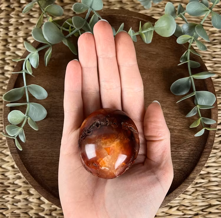 Karneol meditationssten (handsten) E