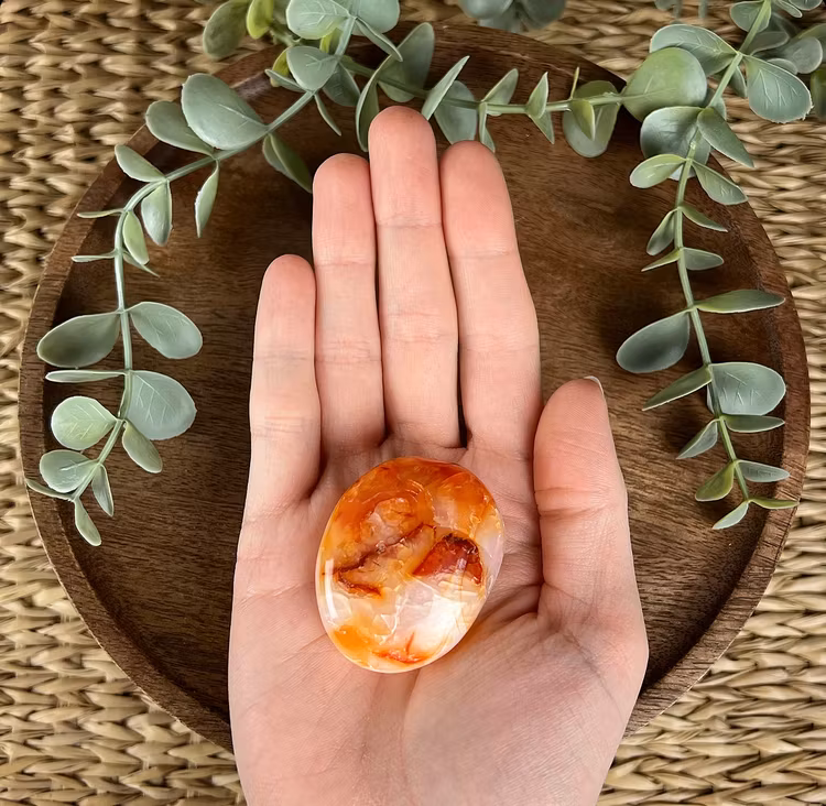 Karneol meditationssten (handsten) D
