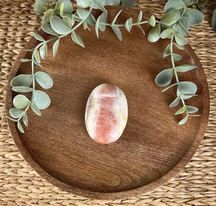 Rosenkalcit meditationssten/handsten L