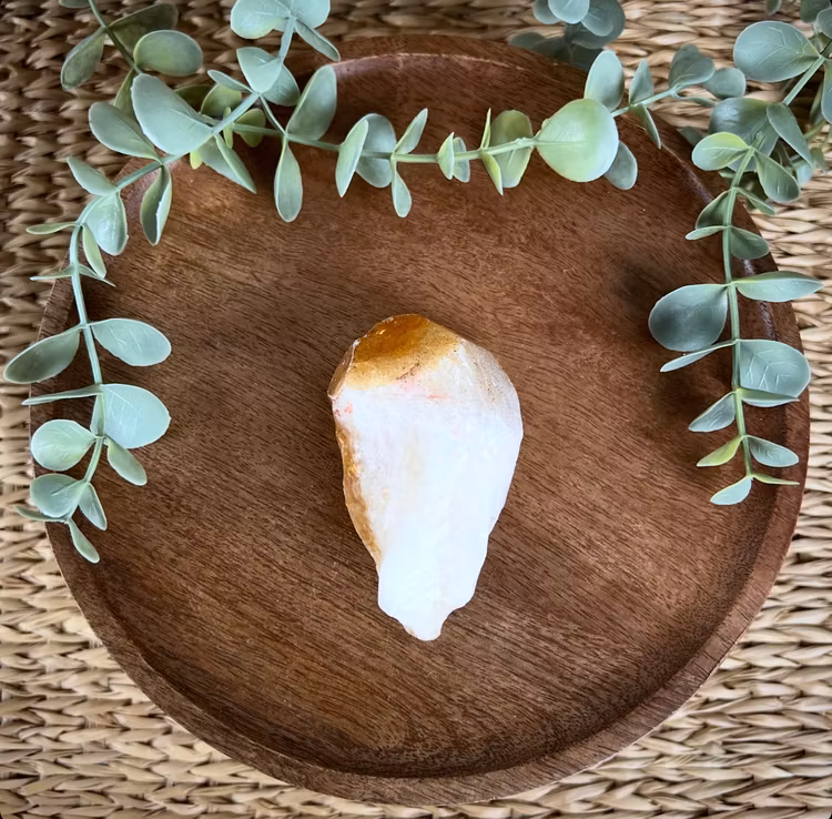 ”Citrin” (upphettad ametist) rå spets/rå bit E