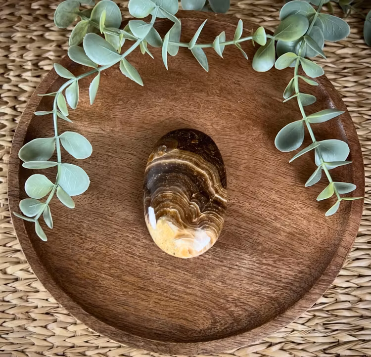 Chokladkalcit meditationssten (handsten) E