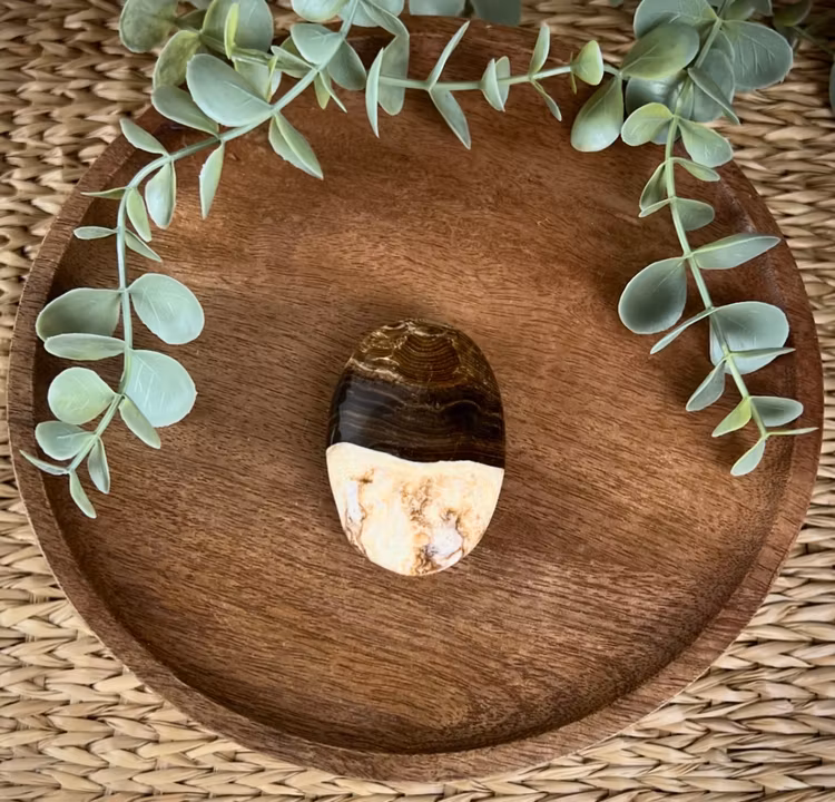 Chokladkalcit meditationssten (handsten) H