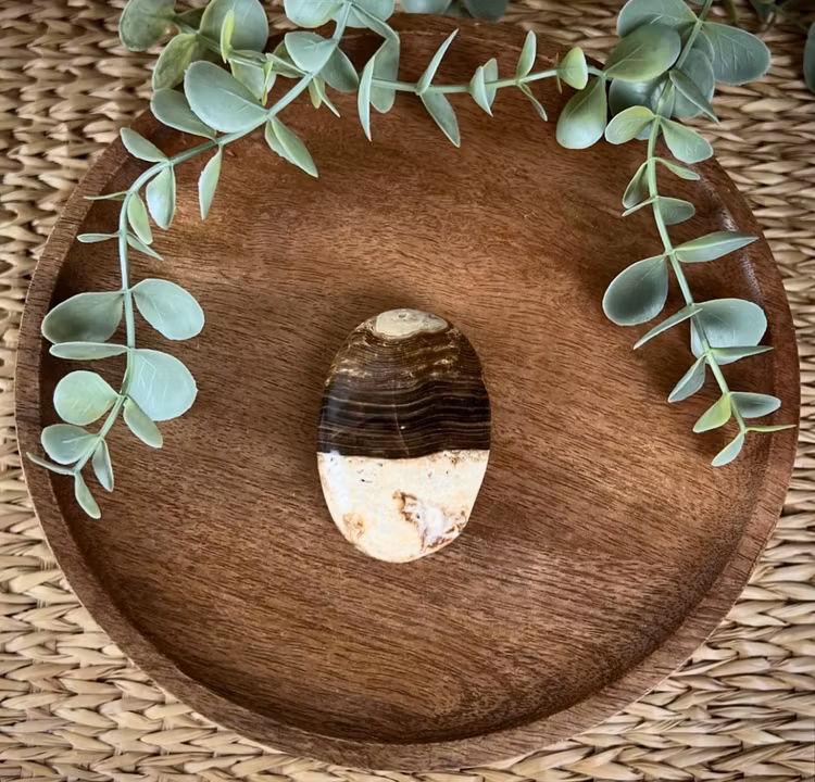 Chokladkalcit meditationssten (handsten) H