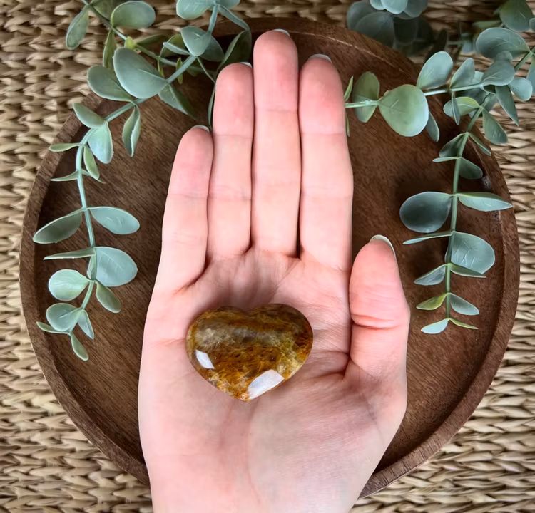 Golden healer (gul hematoidkvarts) hjärta