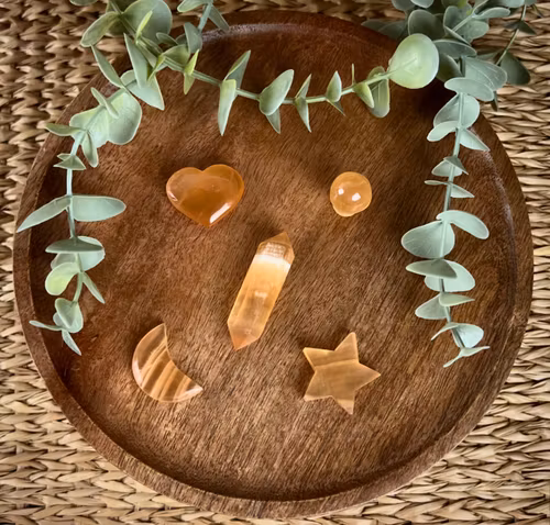 Sten-kit blandade carvings Honungskalcit