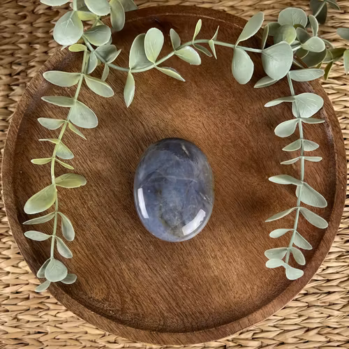 Violett Kalcedon handsten D