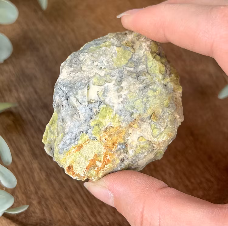 Grön opal rå bit B