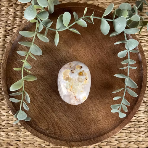 Blomsteragat meditationssten (handsten) G