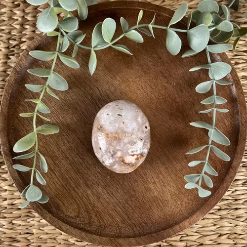 Blomsteragat meditationssten (handsten) F