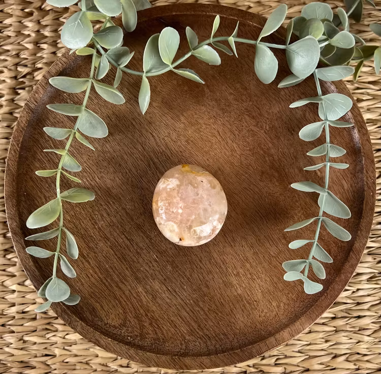 Blomsteragat meditationssten (handsten) A