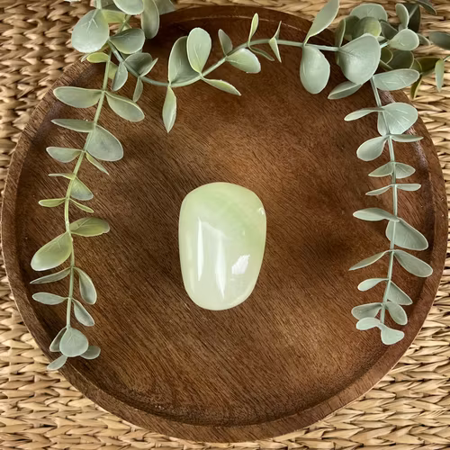 Grön kalcit meditationssten (handsten)