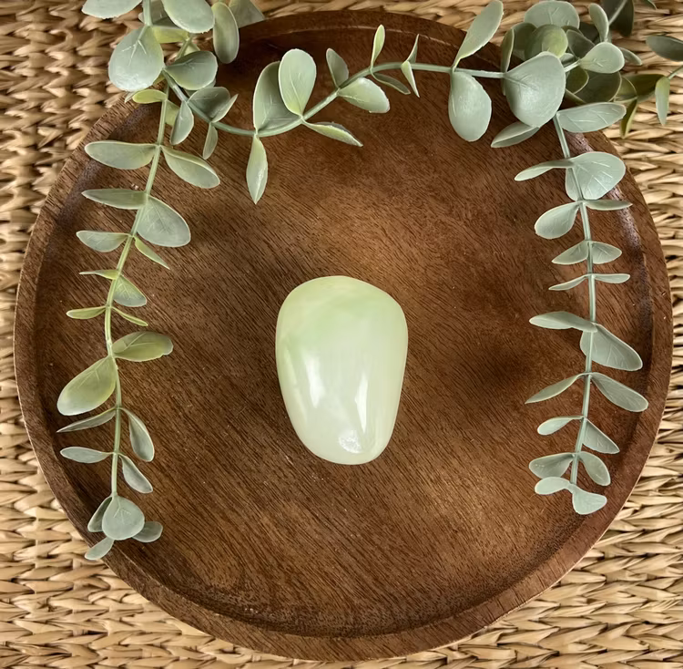 Grön kalcit meditationssten (handsten)