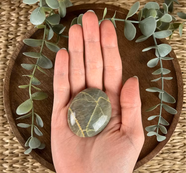 Garnierit meditationssten (handsten)