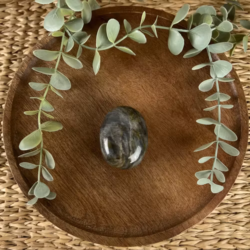 Sunset Labradorit meditationssten (handsten) B