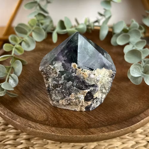 Fluorit halvpolerad spets B