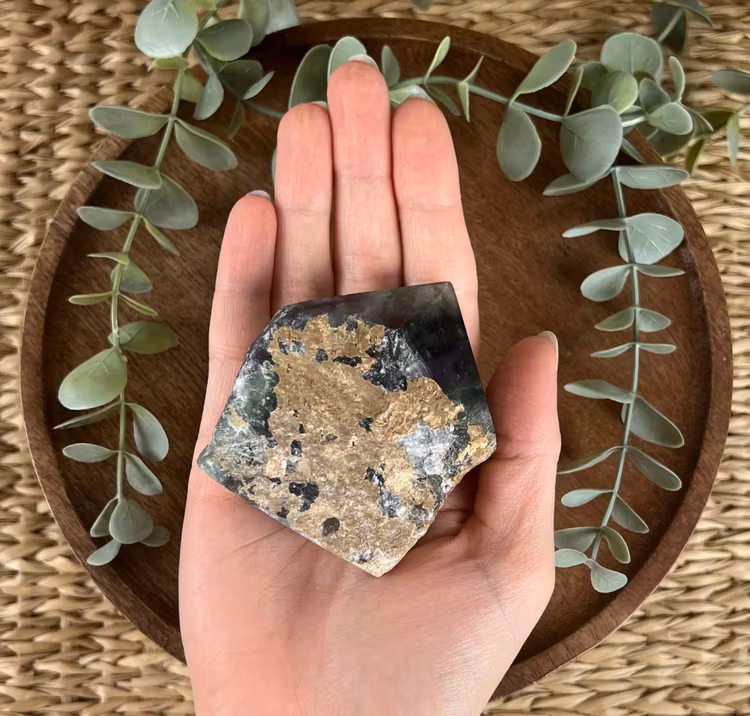 Fluorit halvpolerad spets B