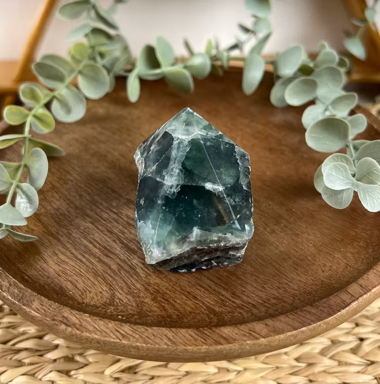 Fluorit halvpolerad spets E