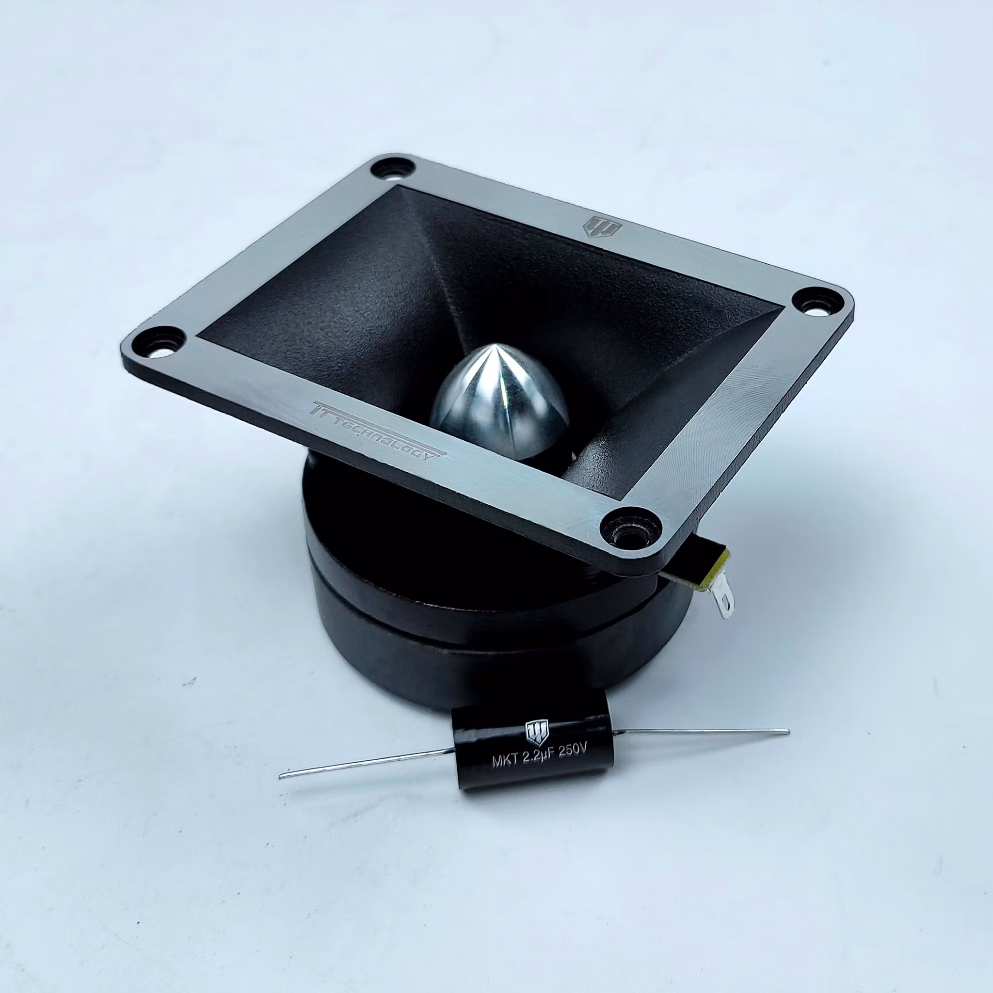 TT Technology T404 Styckpris