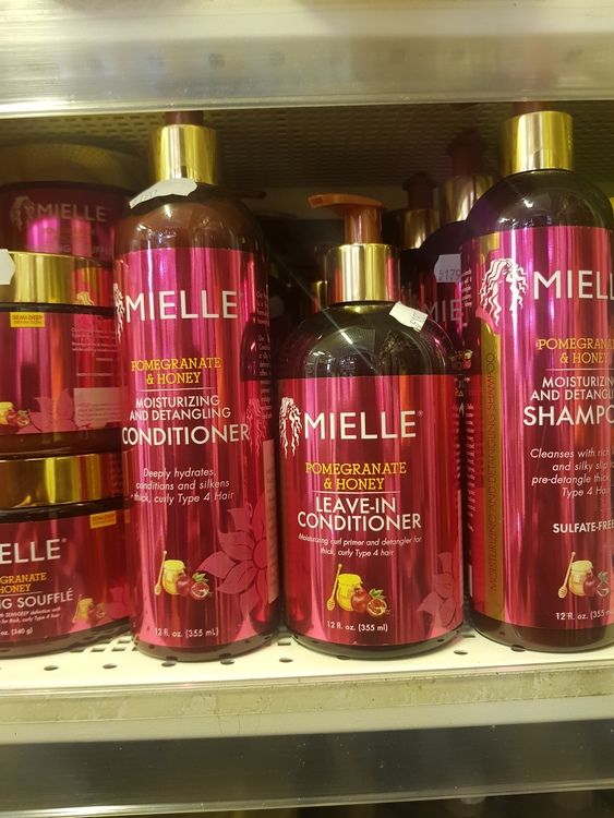Mielle muisturizing detanglin condition