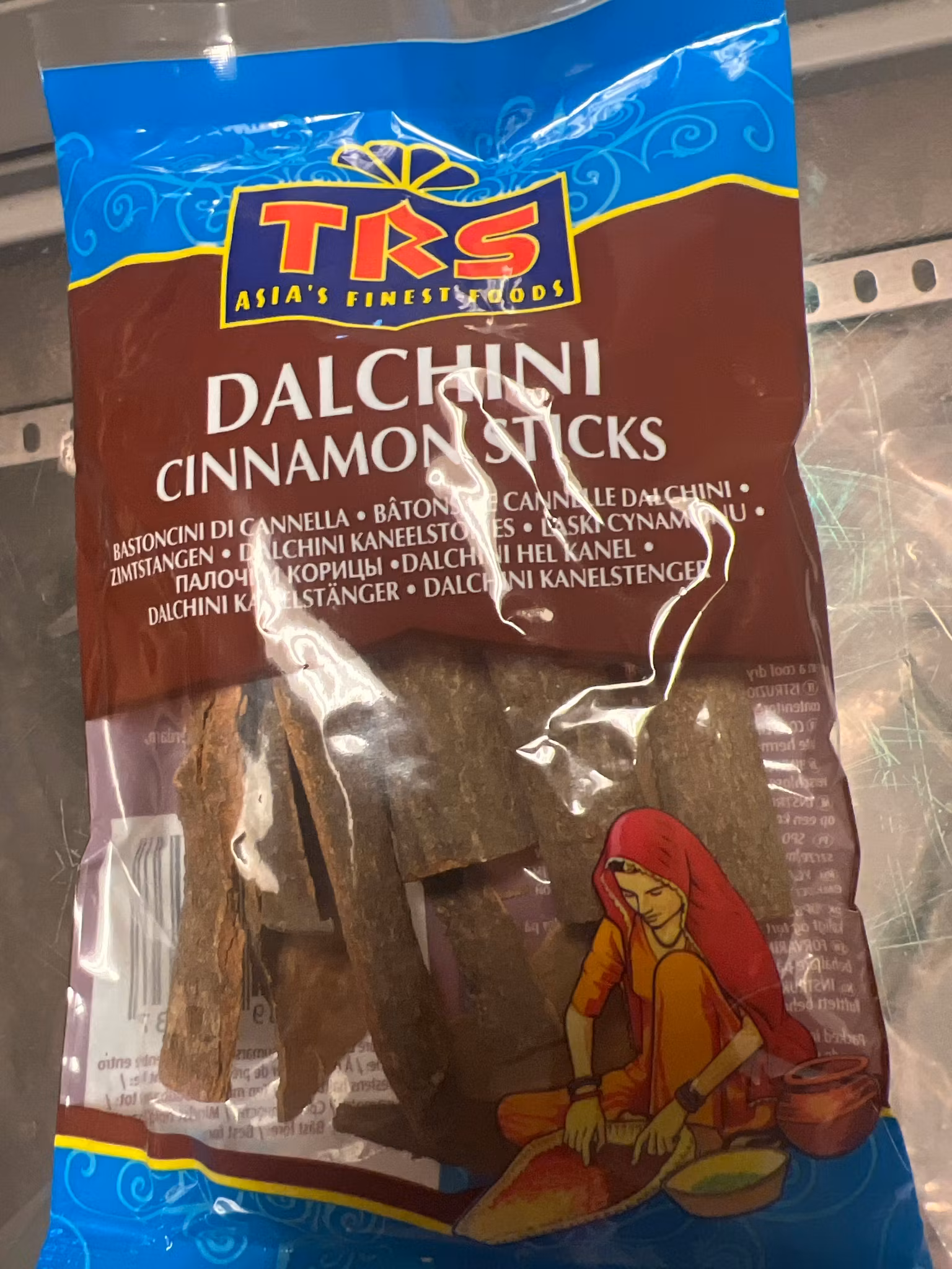Cinnamon sticks