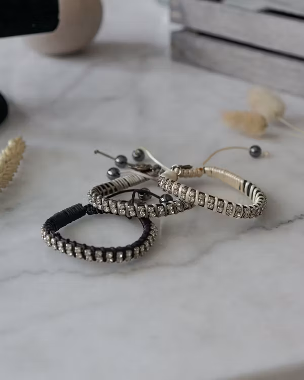 Armband tre olika färger från PD