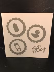 Boy grå