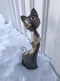 Katt Bästa Vän i hamrad Plåt