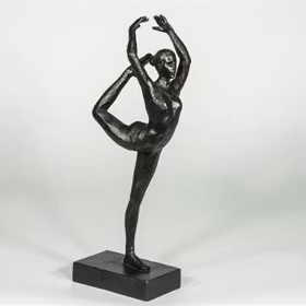 Staty Yoga trädet