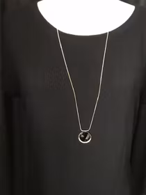 Halsband svart/guld långt