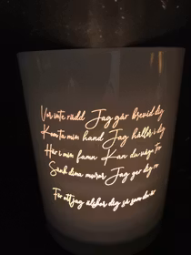Majas lykta Kärleksvisan Sarah Dawn Finer