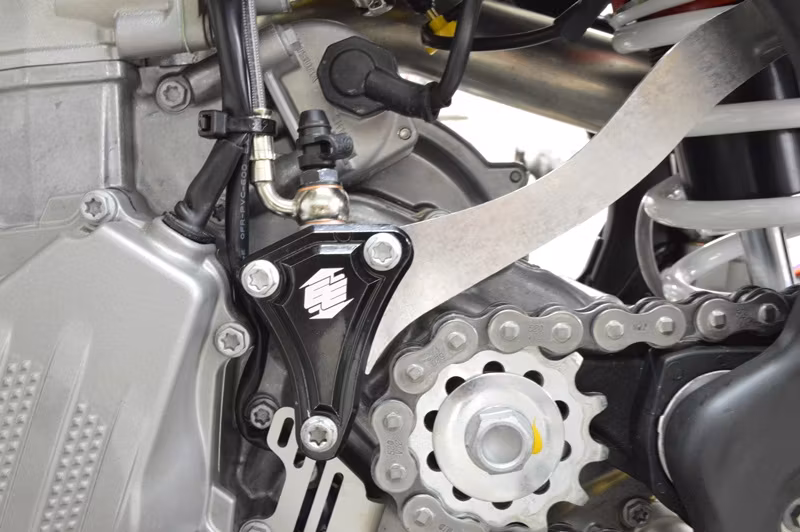 EE Slavcylinderskydd, KTM/HQ/GasG 450 SXF/EXC 16-22/17-23, MC/EX 21-