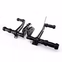 Standard Harley Forward Control Kit med pinnar - SVART