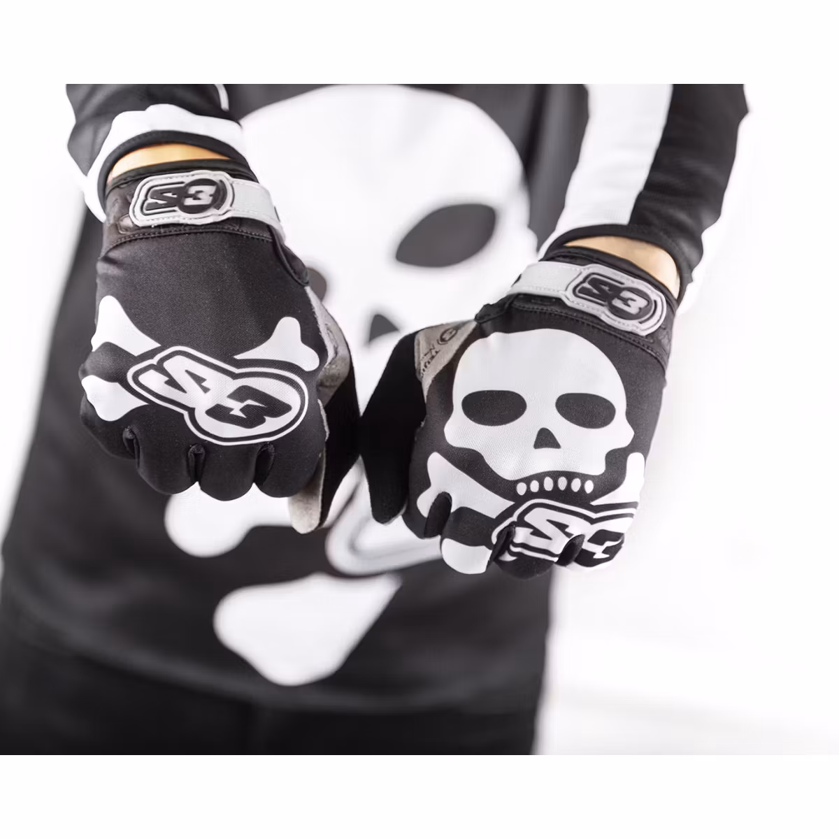 ENDURO - Black Angel Collection - ROCK GLOVES S3 SKULL