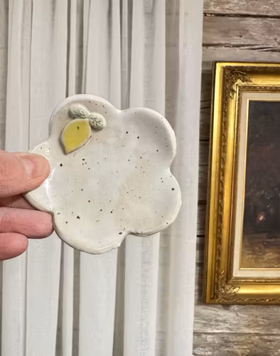 Litet fat med citron