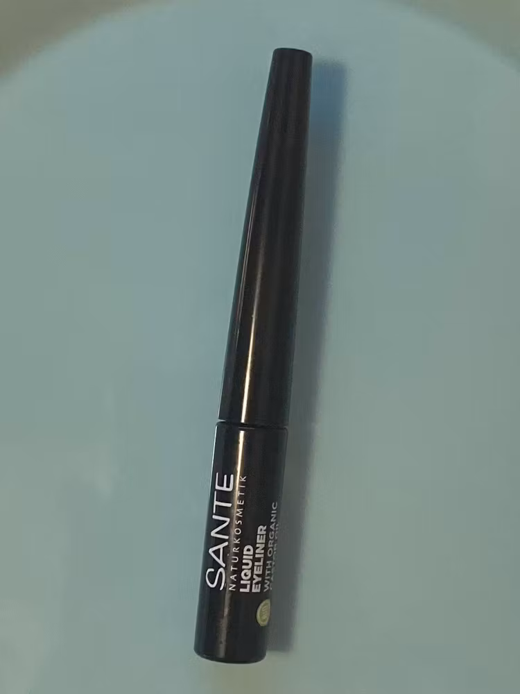 Flytande eyeliner, djupsvart