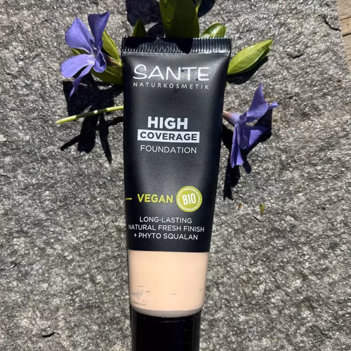 High Coverage Natural Foundation