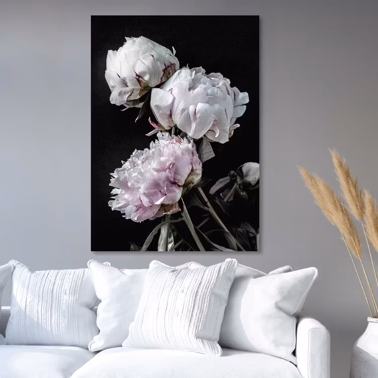 Canvastavla med pioner, botanisk fotokonst skapad av Insplendor Art Studio i Sverige.