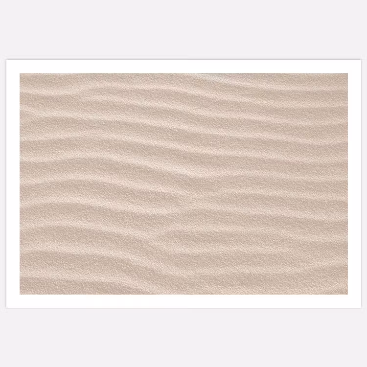 Art Print med sandvågor sandstrand av Insplendor Art Studio i Sverige