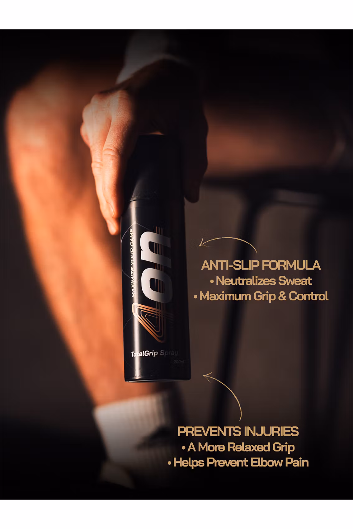 4on TotalGrip Spray anti-slip solution is designed for padel players for maximum grip and control,