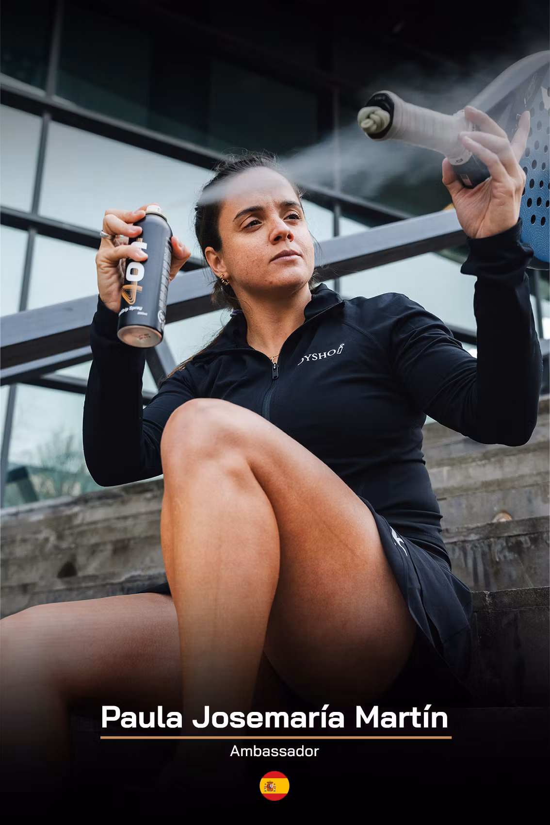 Pro padel player Paula Josemaría Martín, an ambassador for 4on TotalGrip Spray.