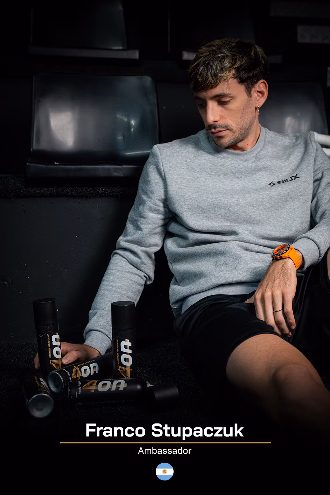 Pro padel player Franco Stupaczuk, an ambassador for 4on TotalGrip Spray.