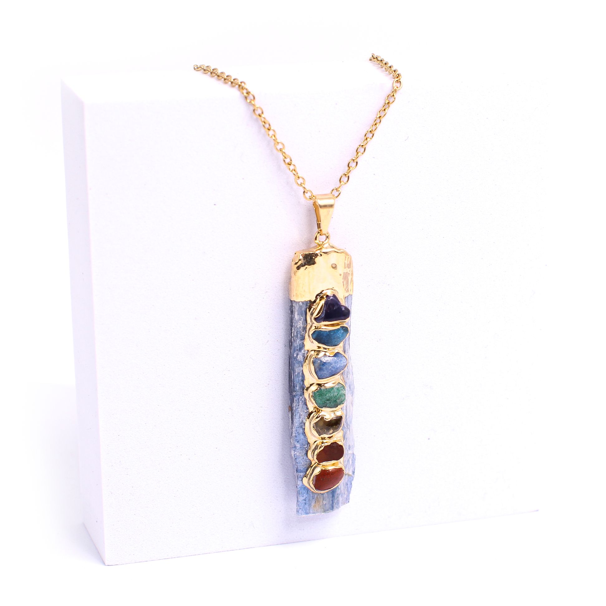 Chakrahalsband blå Kyanit, guld