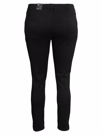 7/8 jeans med stretch ( 56 kvar)