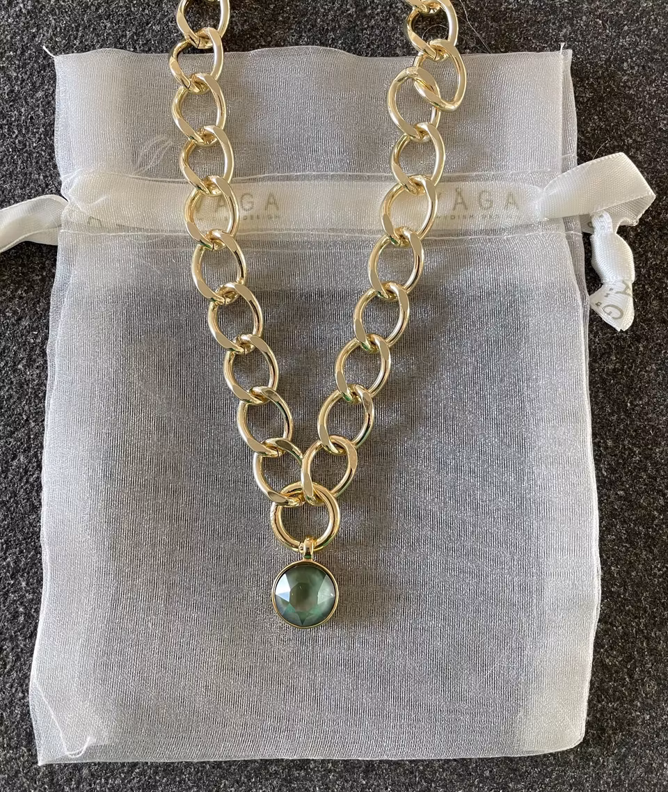 Halsband SLUT