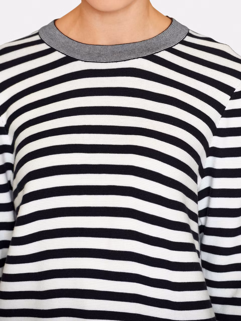 Tröja (XL, 3XL KVAR)