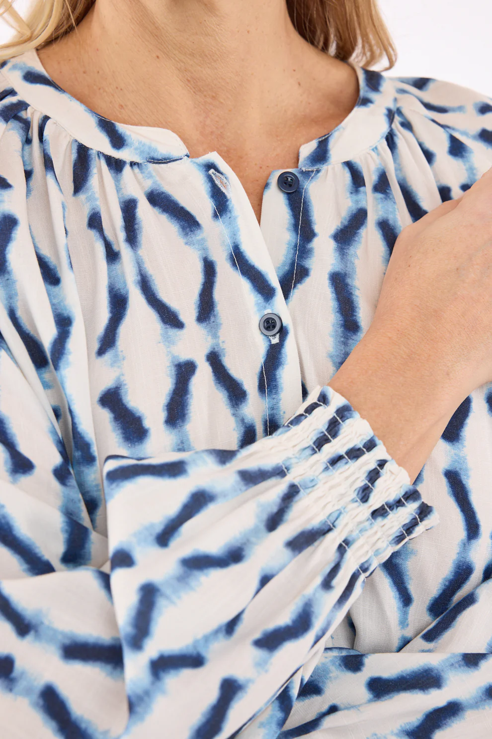 Blus