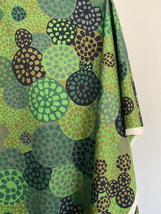 Kukka Vihreä 490 SEK/M Kangas | Metsovaara | Retro
