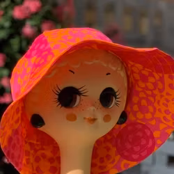 Hellehattu | Metsovaara | Retro