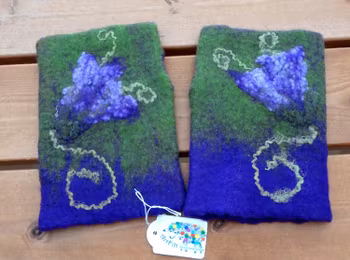 Torgvantar Lila Klockor