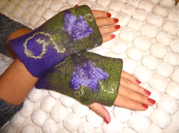 Torgvantar Lila Klockor